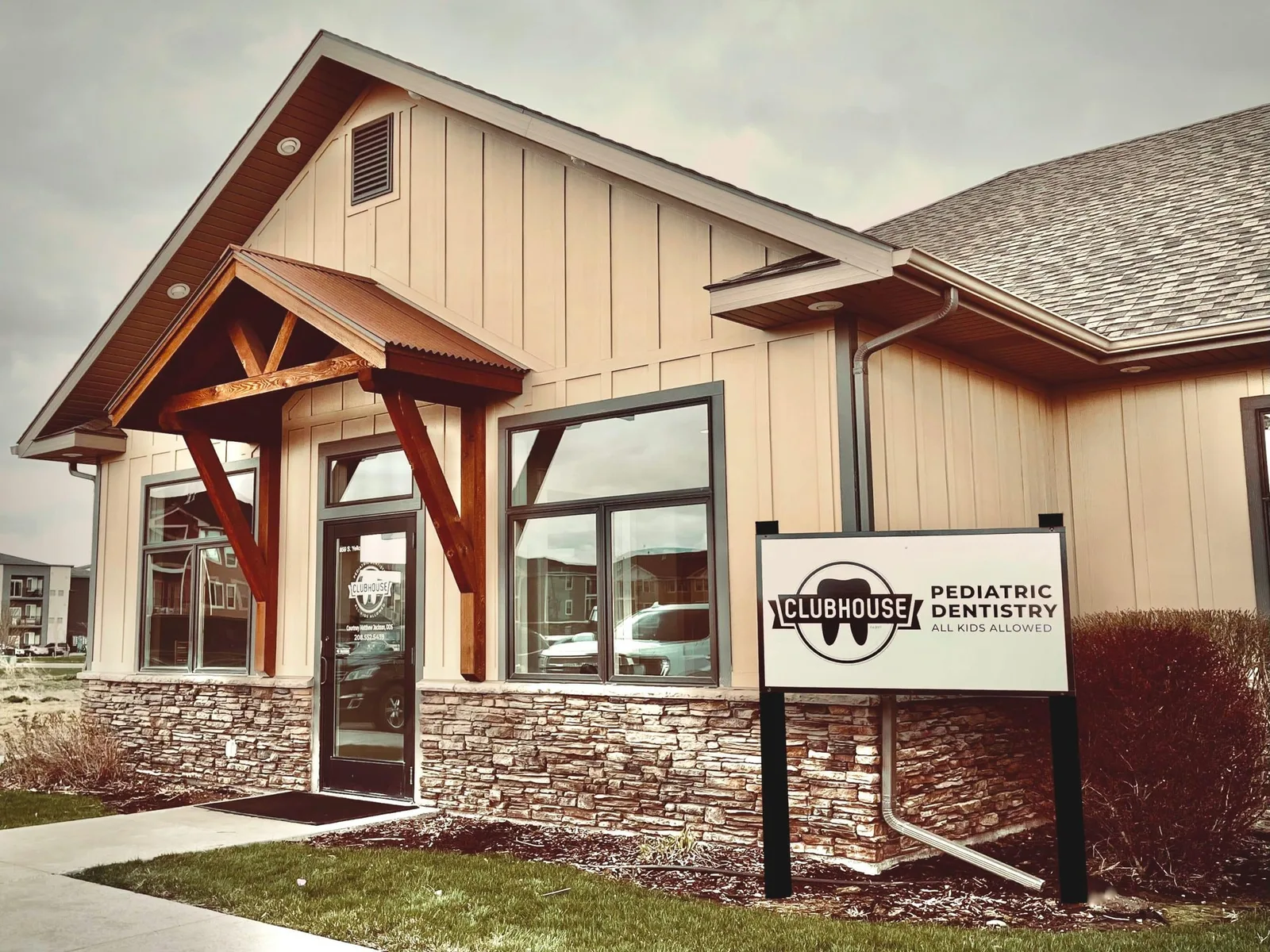 Exterior of the Clubhouse Pediatric Dentistry Rexburg office