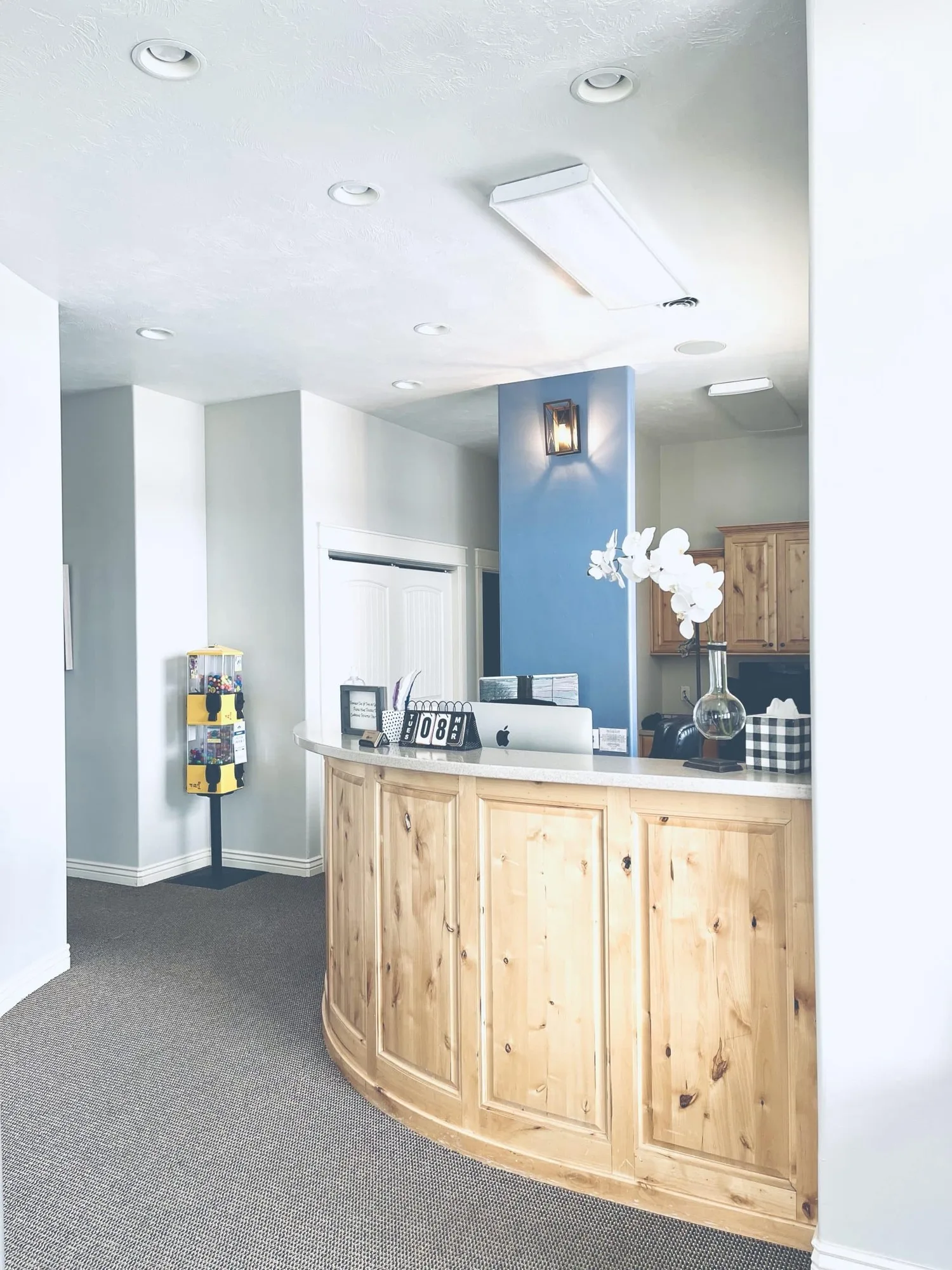 Front desk at the Clubhouse Pediatric Dentistry Rexburg office